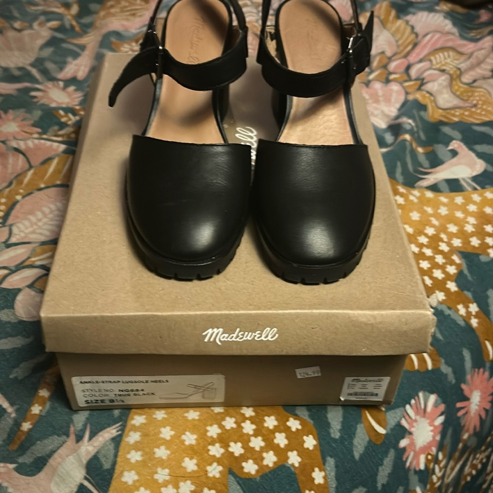 So cute worn once